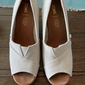 Toms Wedges